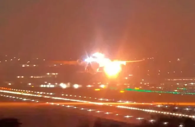 Turbina de avião explode após decolagem no aeroporto de Guarulhos