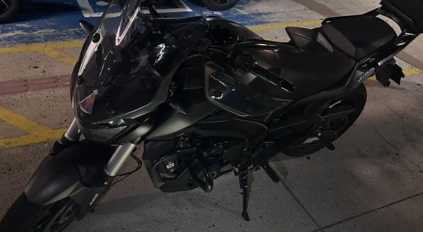 Adolescente é apreendido após fuga de grupo que tentava furtar motocicleta em Santos