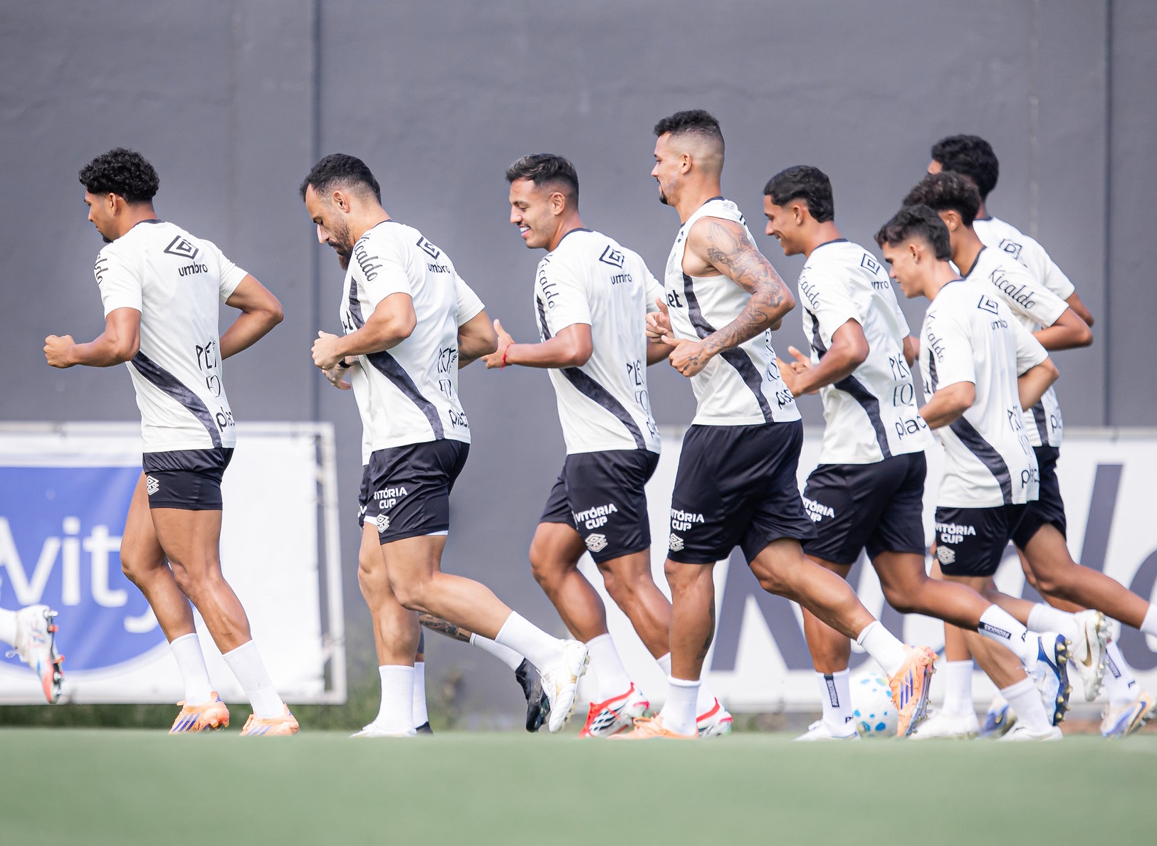 Santos visita Cruzeiro com desfalques em duelo no Z4 do Brasileirão