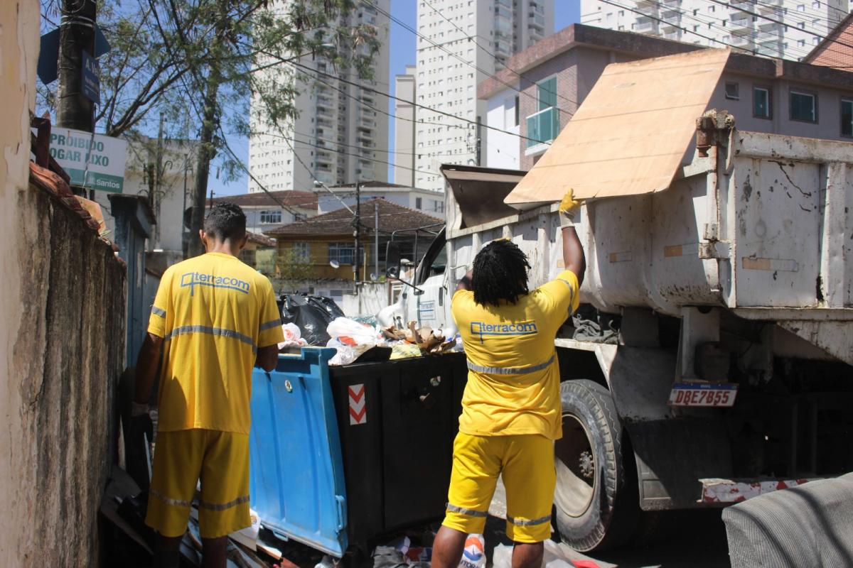Justiça determina perícia em impasse sobre PPR de trabalhadores da limpeza urbana na Baixada Santista