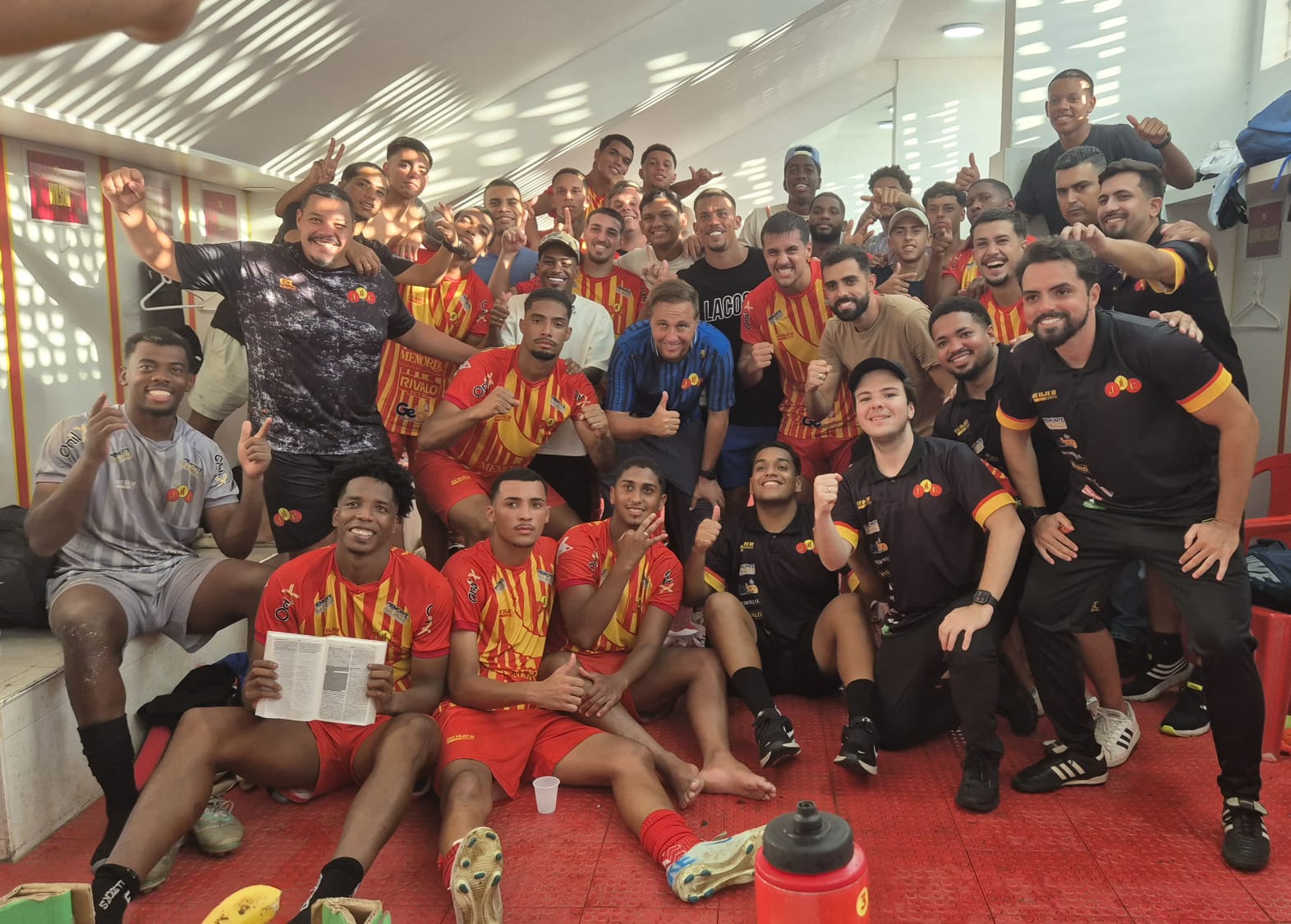 Jabaquara bate o São-Carlense de virada na Caneleira e sobe duas posições no Paulistão A4