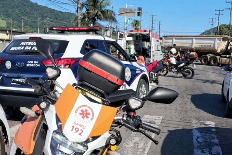 Motociclista tem parte do pé amputado após sofrer acidente em Guarujá