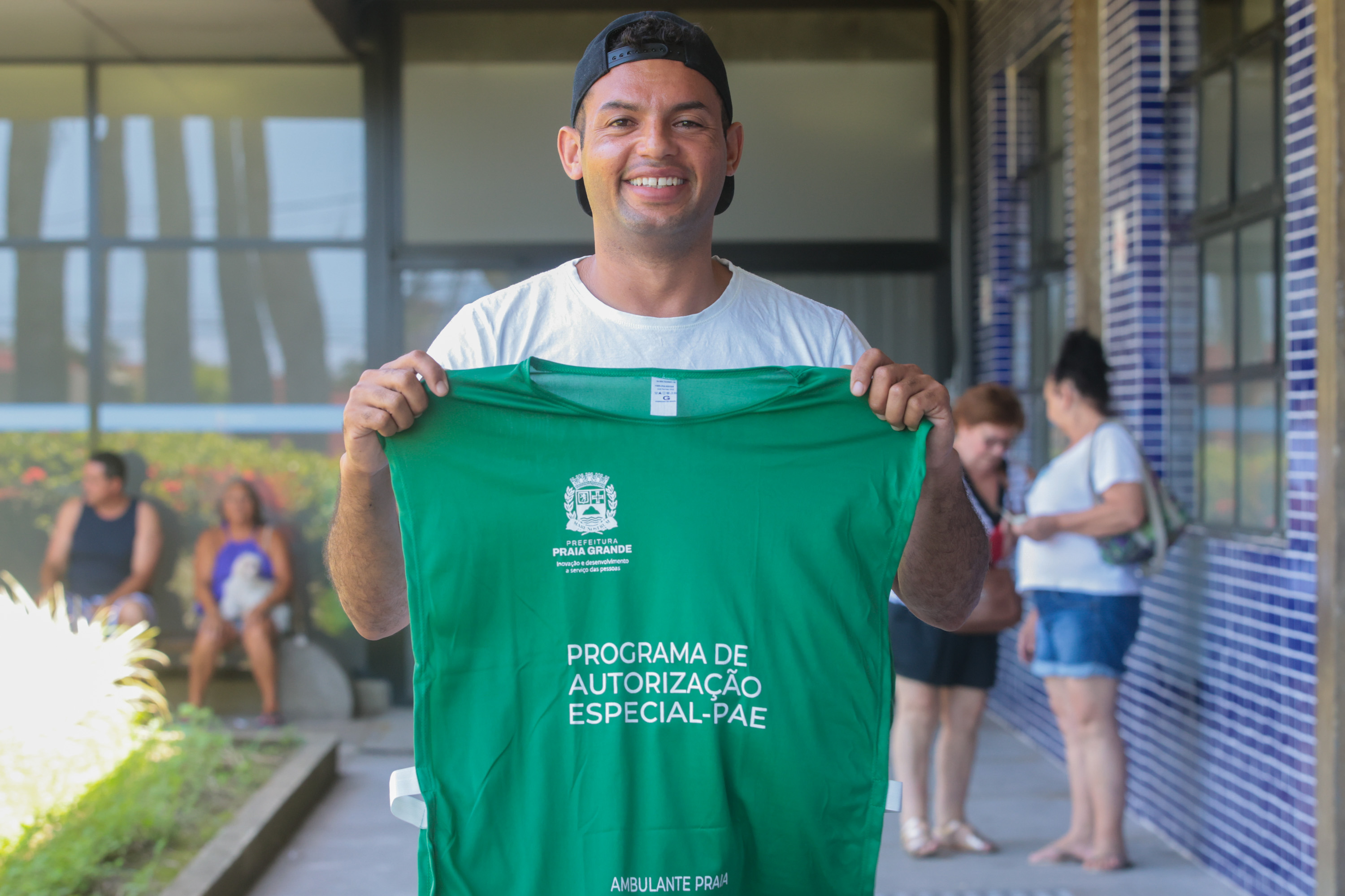 Praia Grande autoriza 579 ambulantes a atuar na faixa de areia e em áreas públicas da cidade