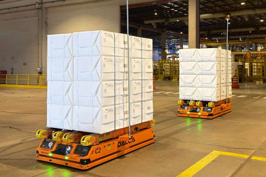 Suzano adota robôs autônomos para movimentação de celulose em Ribas do Rio Pardo-MS