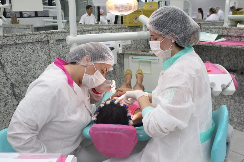 Unisanta abre avaliações para implantes dentários e enxertos no próximo dia 10