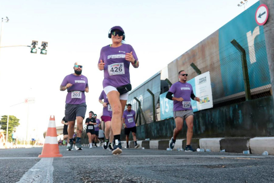Avenida Portuária, em Santos, reúne 600 corredores na prova Correndo com os ODS