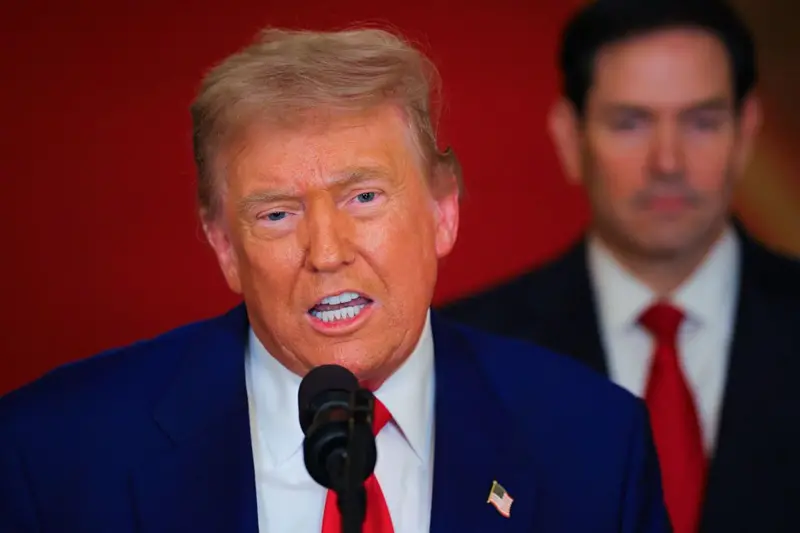 Países recusam ajuda a Trump no estreito de Hormuz, e Irã ataca oleoduto