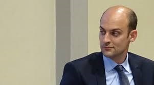 França usa caças para defender suas bases nos Emirados