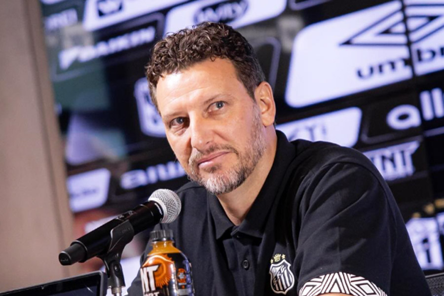 Elano vê trabalho na base do Santos como 'maior desafio da vida': 