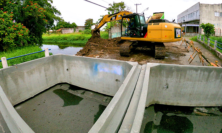 Itanhaém busca em Brasília recursos para obras contra enchentes