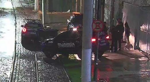 Homem é preso após arrancar fiação de poste no Centro; outras ações da GCM frustram furtos em Santos