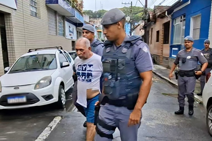 Idoso é preso após agredir e ameaçar esposa e filha em São Vicente; VÍDEO
