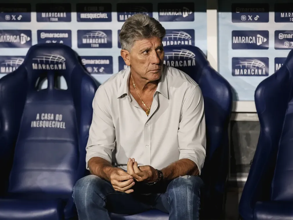 Vasco acelera conversas com Renato Gaúcho após pouco avanço com Artur Jorge