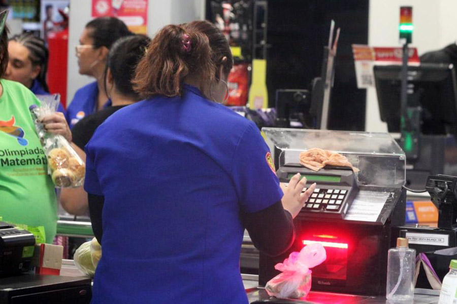 Centro Público de Emprego de Santos tem 220 vagas para supermercado