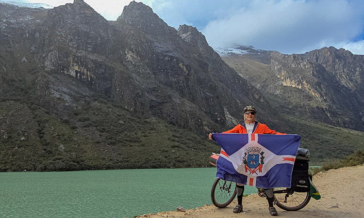 Morador de Itanhaém supera desafios em percurso ciclístico de 10 dias no Peru