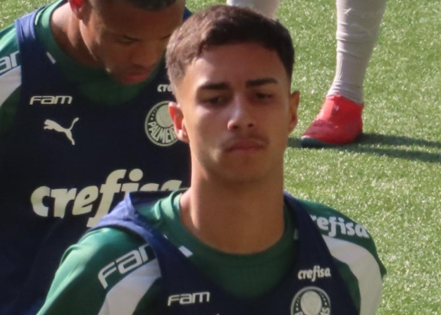 Com Vitor Reis, geração do bilhão do Palmeiras pode chegar à Copa em 2026