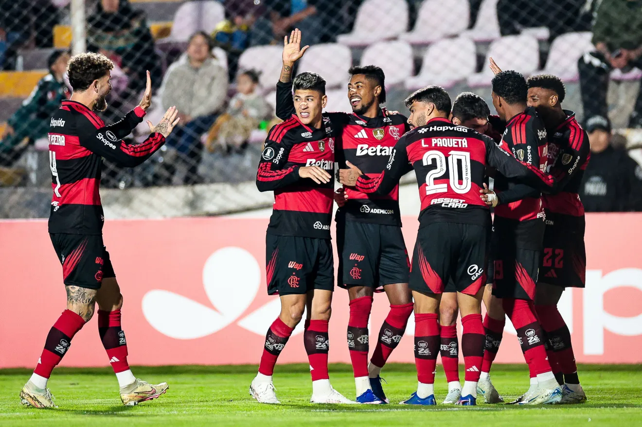Flamengo supera altitude e estreia na Libertadores com vitória sobre Cusco