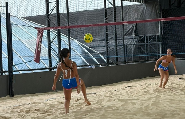 Seletiva de futevôlei avalia jovens atletas nesta sexta em Santos