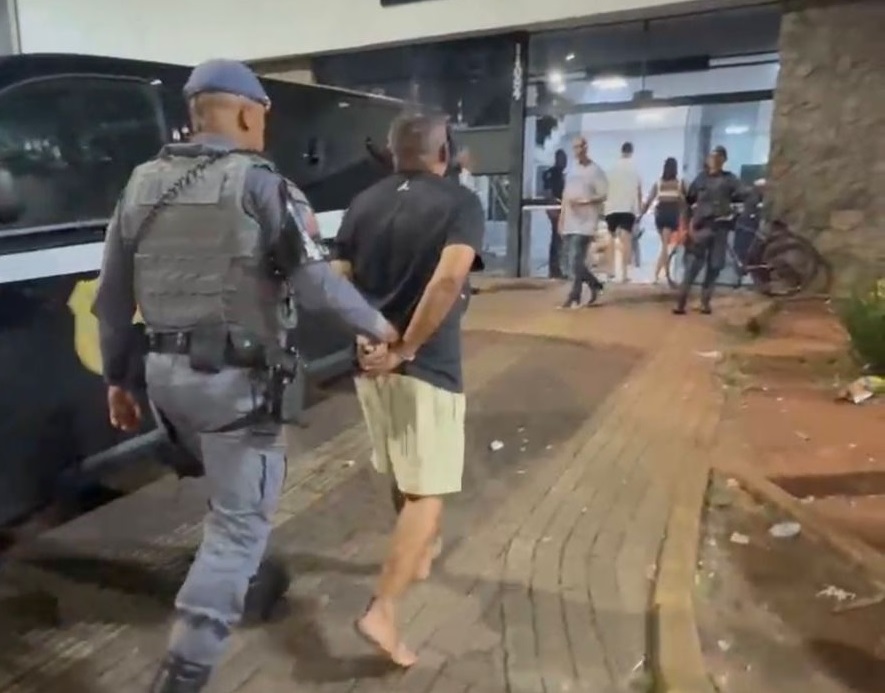 Integrante de facção procurado por homicídio é capturado na orla de Praia Grande