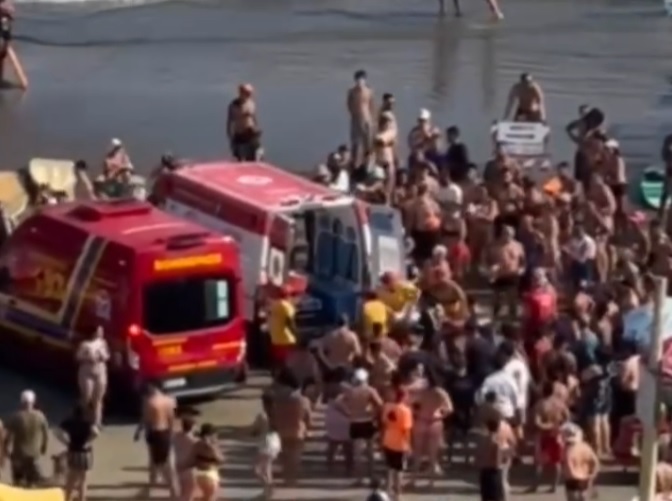 Idosa de Praia Grande sofre mal súbito no mar e é reanimada por guarda-vidas