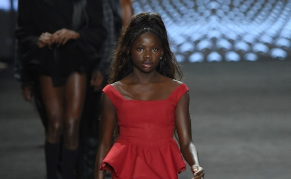 Filha de Bruno Gagliasso e Giovanna Ewbank estreia como modelo na Rio Fashion Week