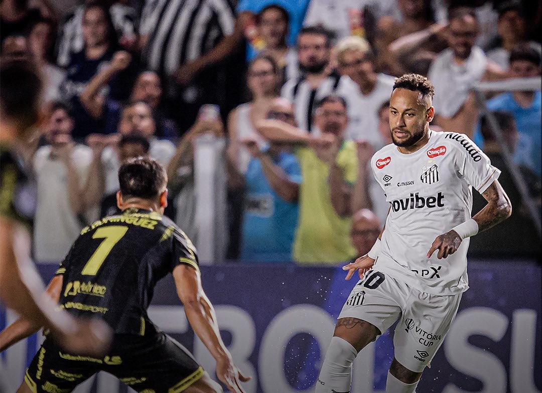 Neymar marca, mas Santos só empata com reservas do Recoleta na Vila Belmiro