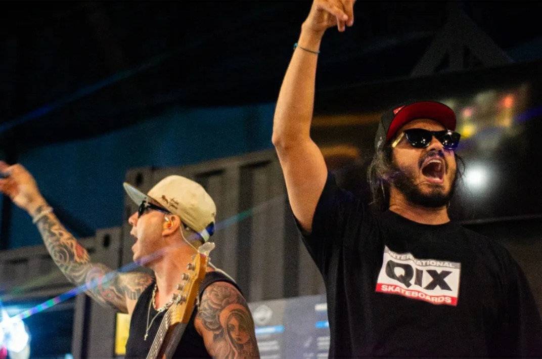 Pelo 2º ano consecutivo, Layback Guarujá celebra legado de Chorão com música, skate e cultura urbana