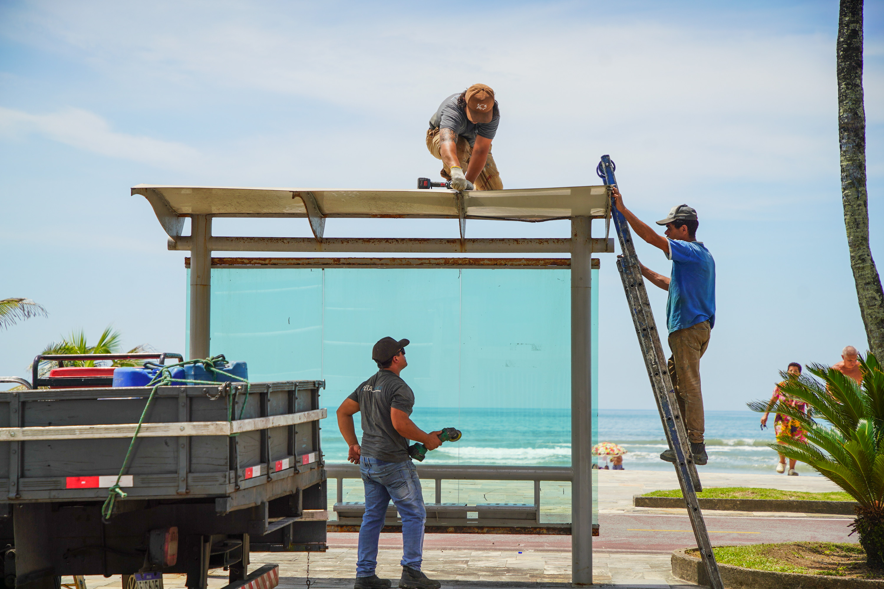 Praia Grande prevê instalação de cerca de 600 novos abrigos de ônibus