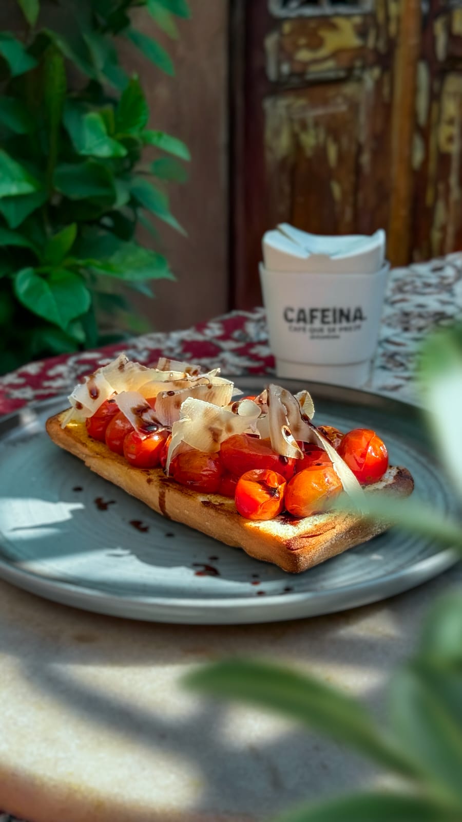 Brunch reúne café e vinho em collab especial neste domingo em Santos