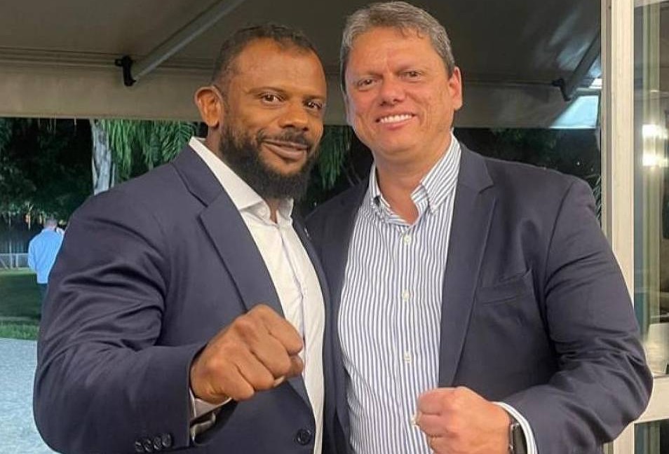 Gestão Tarcísio deve livrar delegado Da Cunha de demissão da polícia de SP