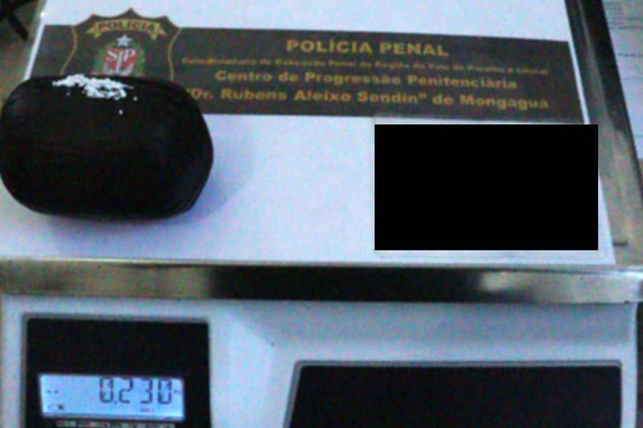 Três visitantes tentam levar drogas para detentos em presídios da Baixada Santista