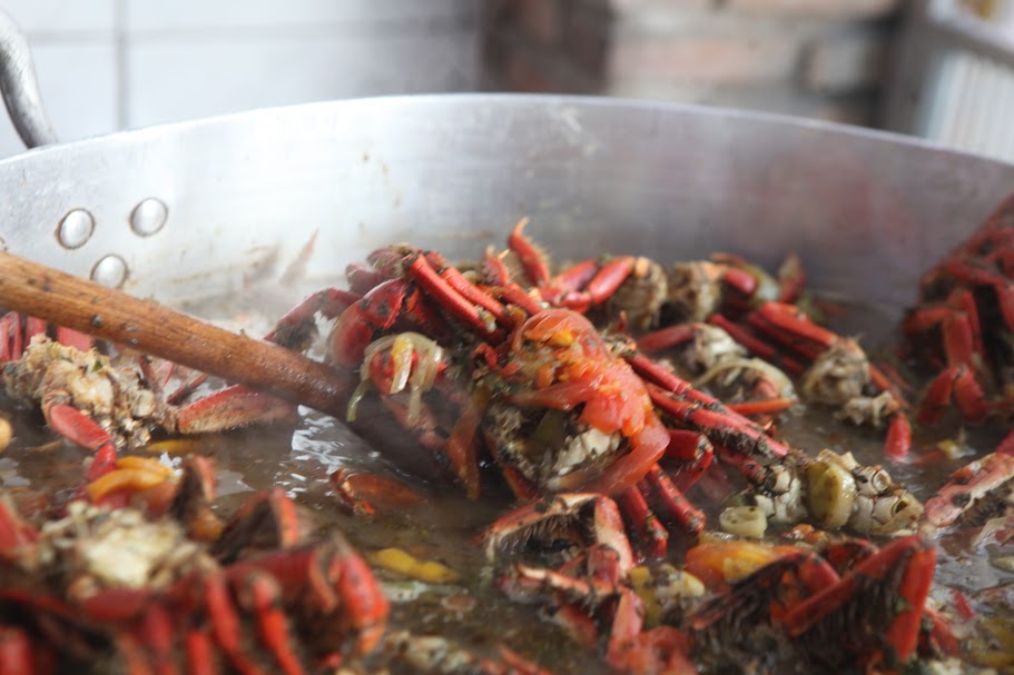 Festival anima o Centro de Santos com caranguejo, cerveja artesanal e música
