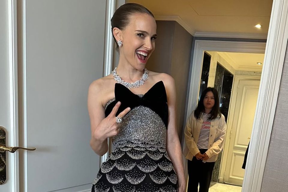 Natalie Portman anuncia gravidez aos 44 anos