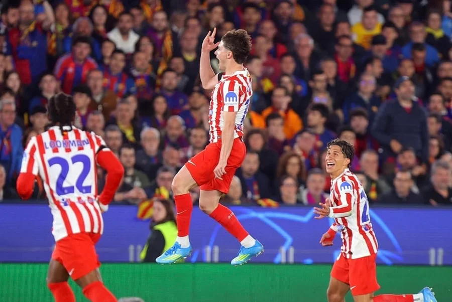 Barcelona ensaia virada, mas cai na Champions diante do Atlético de Madrid