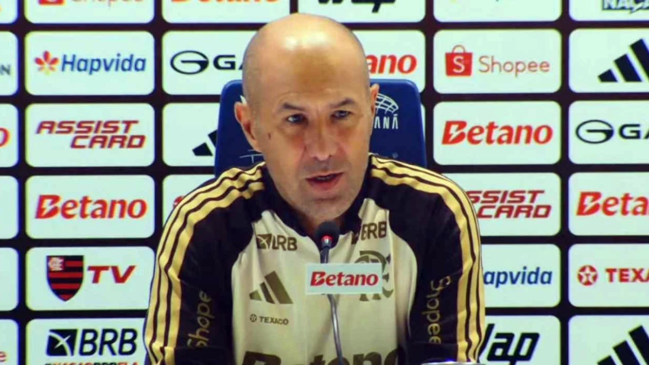 Flamengo embala com bom futebol, e Jardim propõe 'casamento' por time ideal