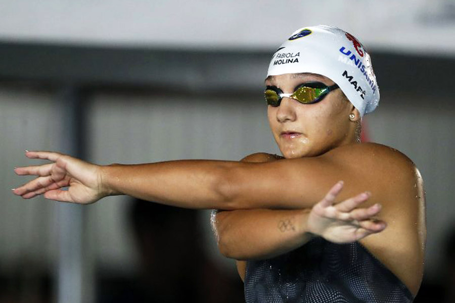 Nadadora da Unisanta Mafê Costa bate recorde sul-americano nos 800m livre no Australian Open
