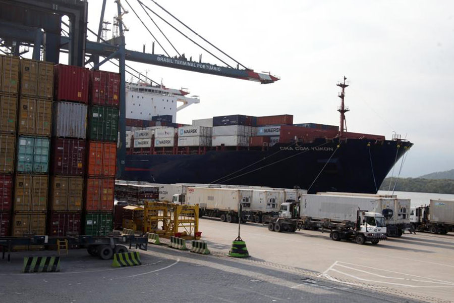 Mulheres podem se inscrever para curso gratuito de vistoria de contêiner em Santos