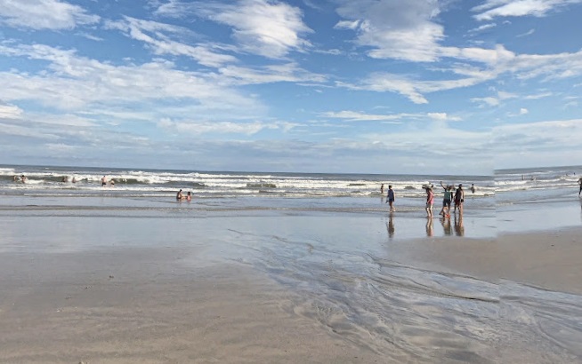 Corpo é encontrado após jovem desaparecer no mar em Mongaguá