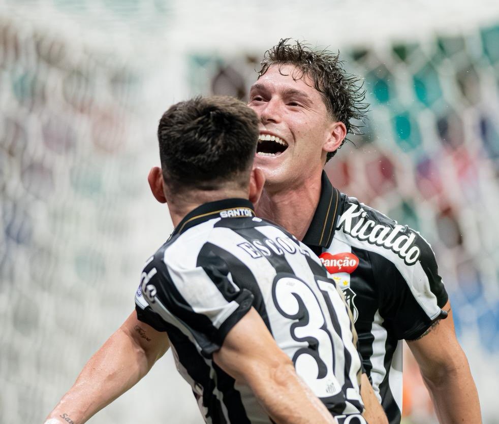 Substituto de Neymar brilha, mas Santos cede empate ao Bahia na Fonte Nova