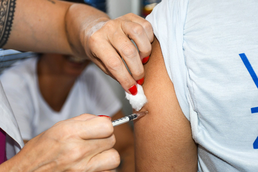 Cidades da Baixada Santista ampliam vacinação contra gripe e incluem novos grupos prioritários