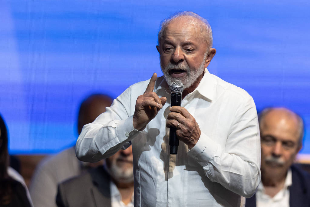 Lula lança novo Desenrola mirando reeleição, com perdão a dívidas de até R$ 100