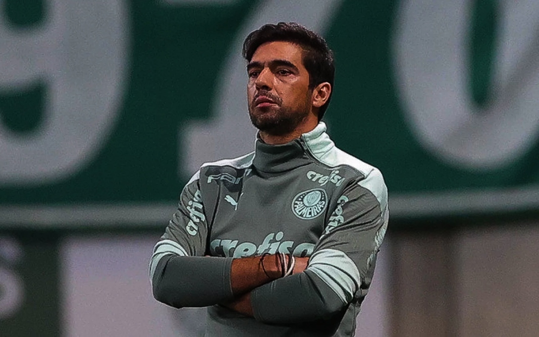 Flaco e Abel vivem entre tapas e beijos no Palmeiras