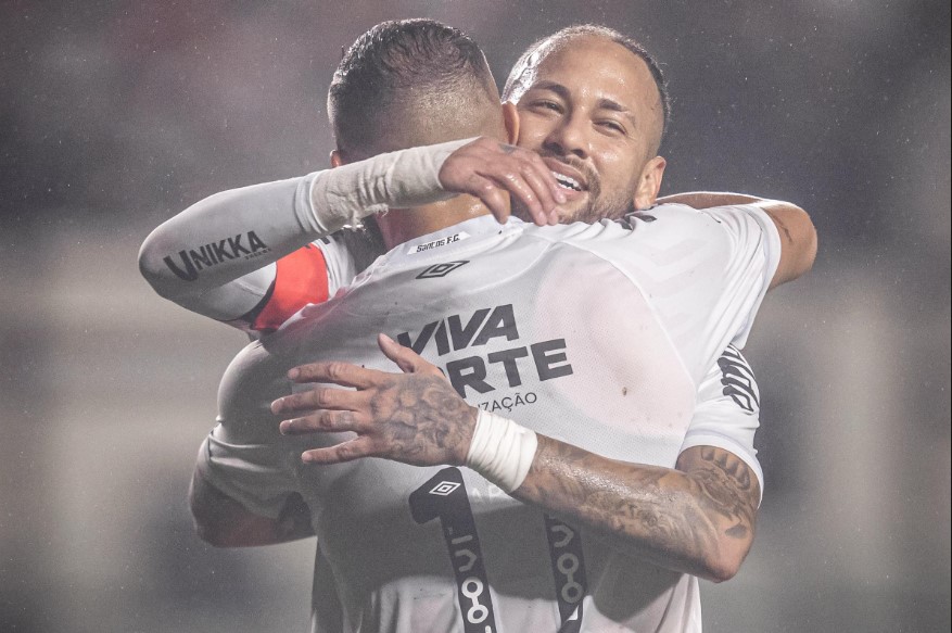 Irritados um com o outro, Robinho Jr. e Neymar dizem que 'está tudo resolvido'