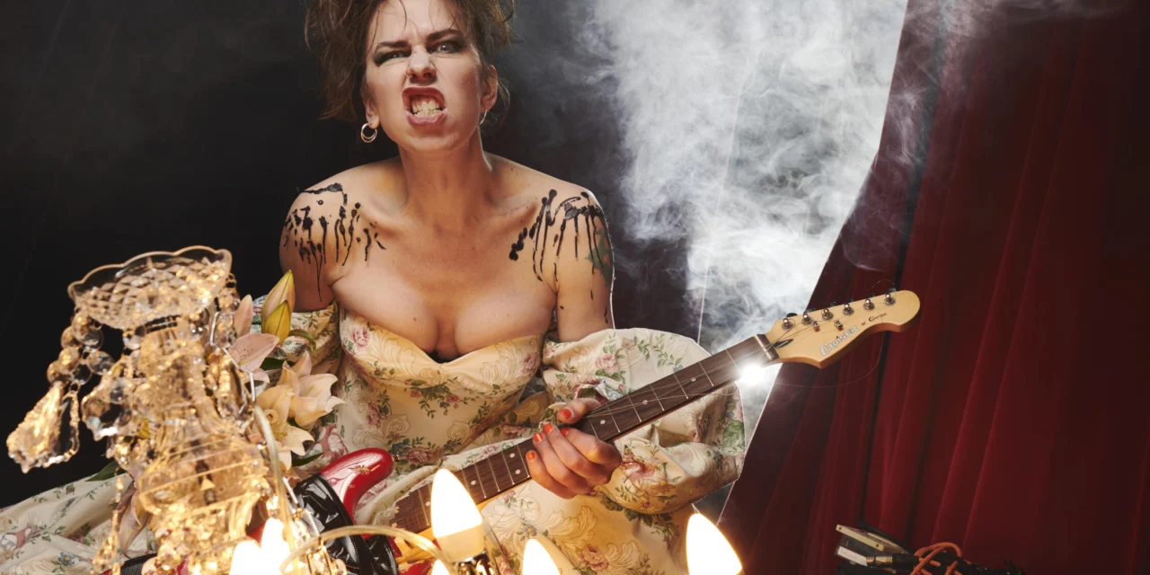 Espetáculo com atriz britânica explora teoria sobre identidade trans de Kurt Cobain