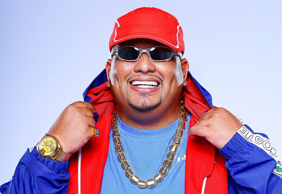 Não quero que tenham dó, diz MC Leozinho ZS, primeiro deficiente visual a liderar o Spotify Brasil