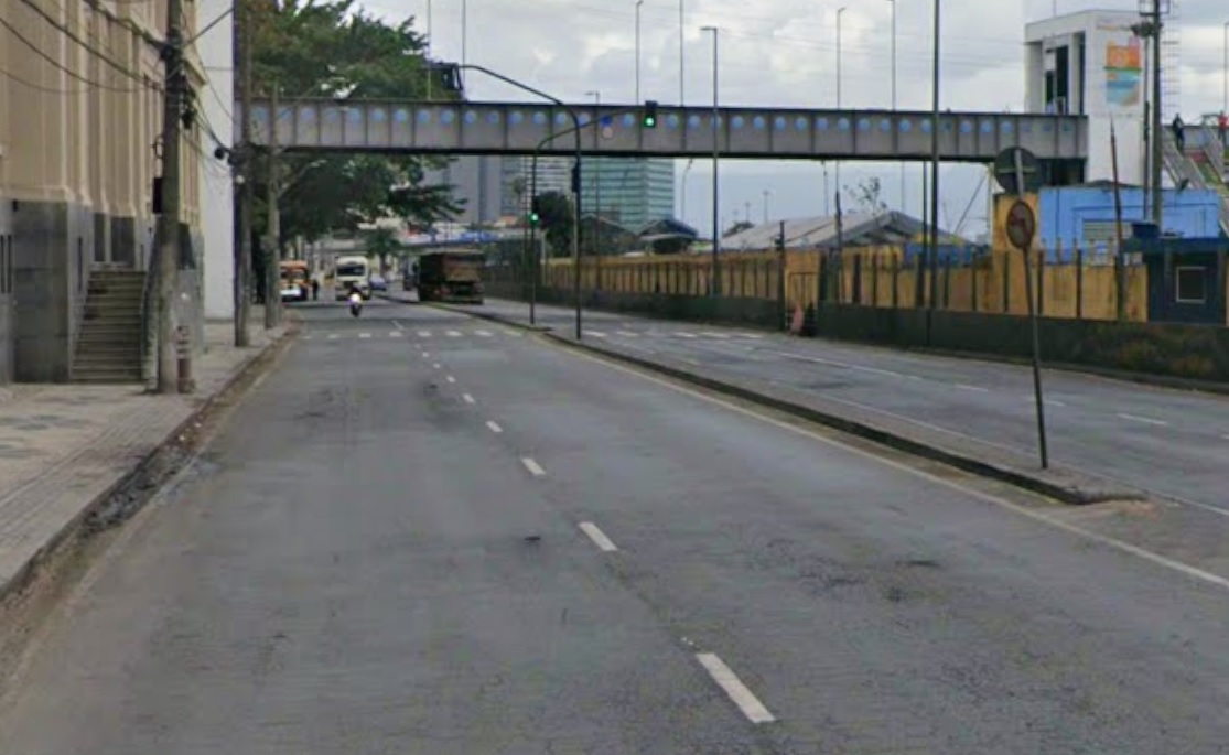 Obras de adutora exigem novas alterações no trânsito no Centro de Santos