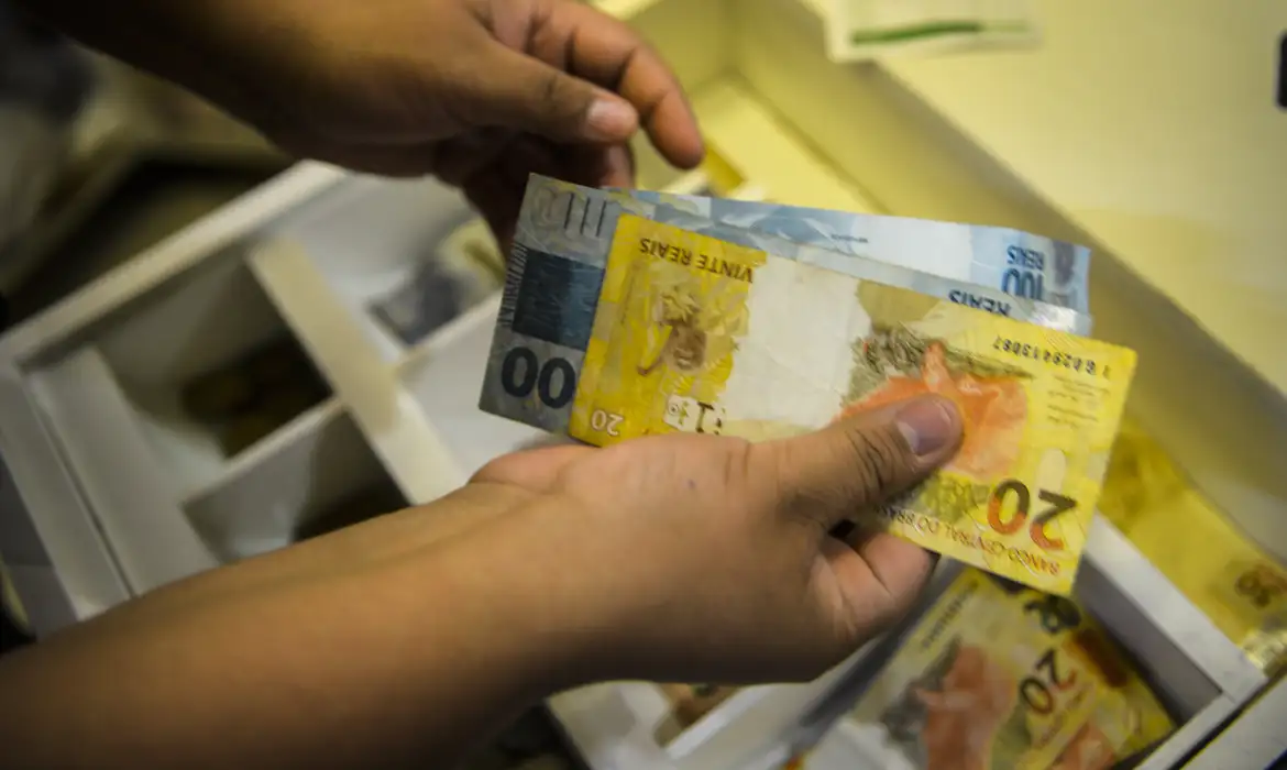 Desenrola renegociou R$ 10 bilhões em dívidas com desconto médio de 85%