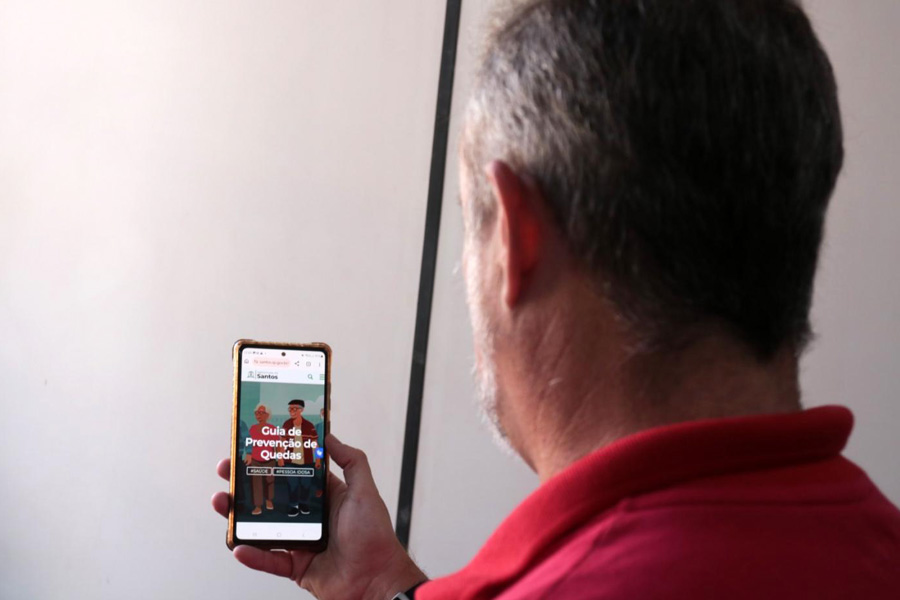 Santos lança guia para prevenção de quedas de idosos; download já está disponível