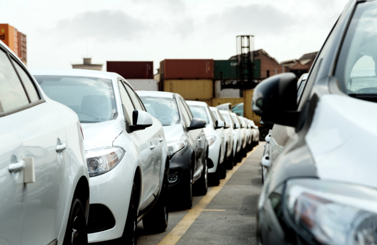 Montadoras oferecem descontos para motoristas de app e taxistas às vésperas do Move Brasil