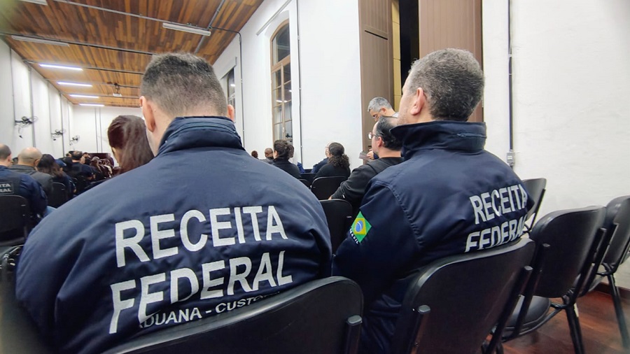 Segunda fase da Operação Carbono Oculto cumpre mandados em Santos